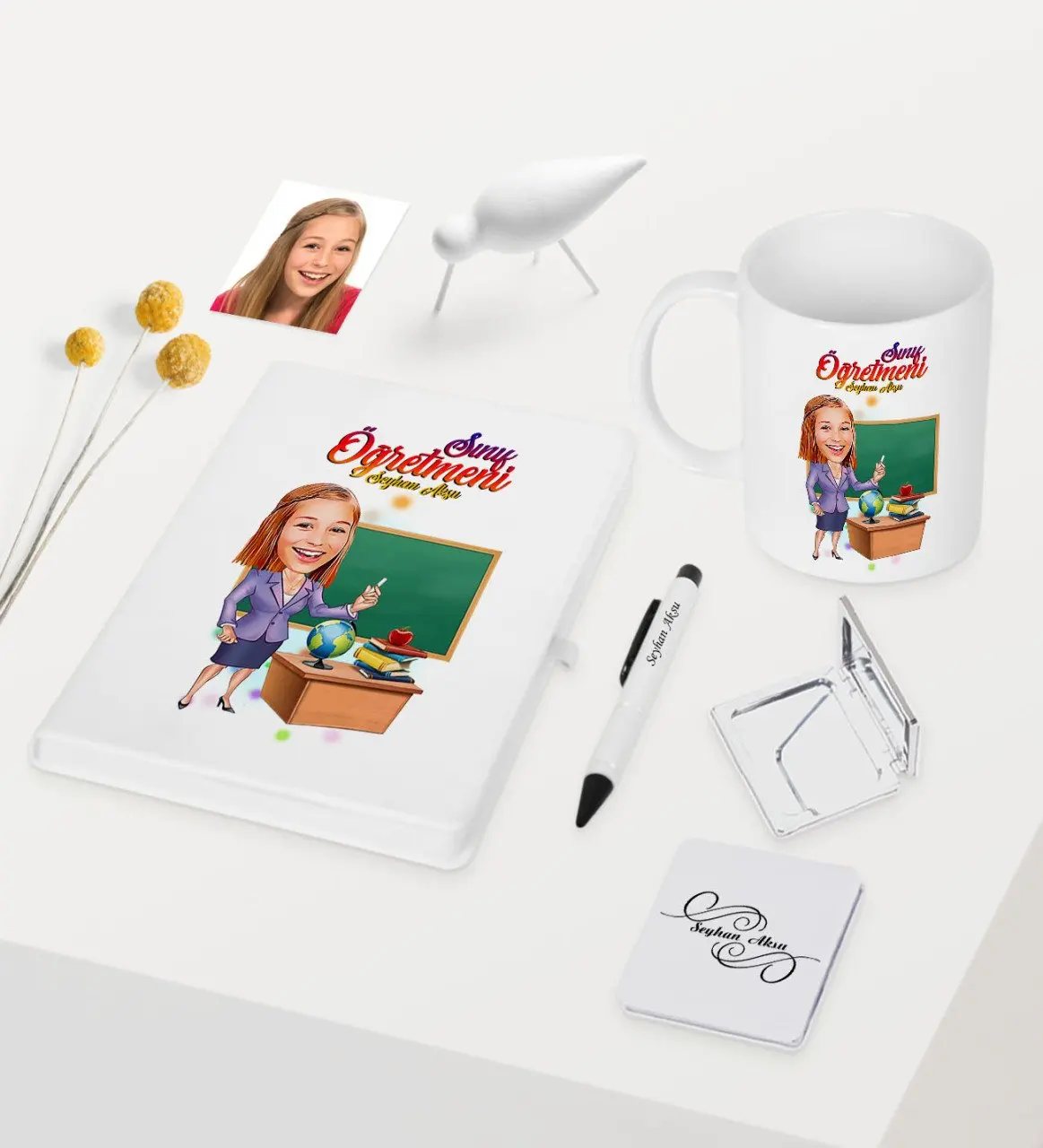 Personalized Women 'S Teacher Themed Caricature Of White Notebook Pen Cup Mirror set-1
Personalized Women 'S Teacher Themed Caricature Of White Notebook Pen Cup Mirror set-1