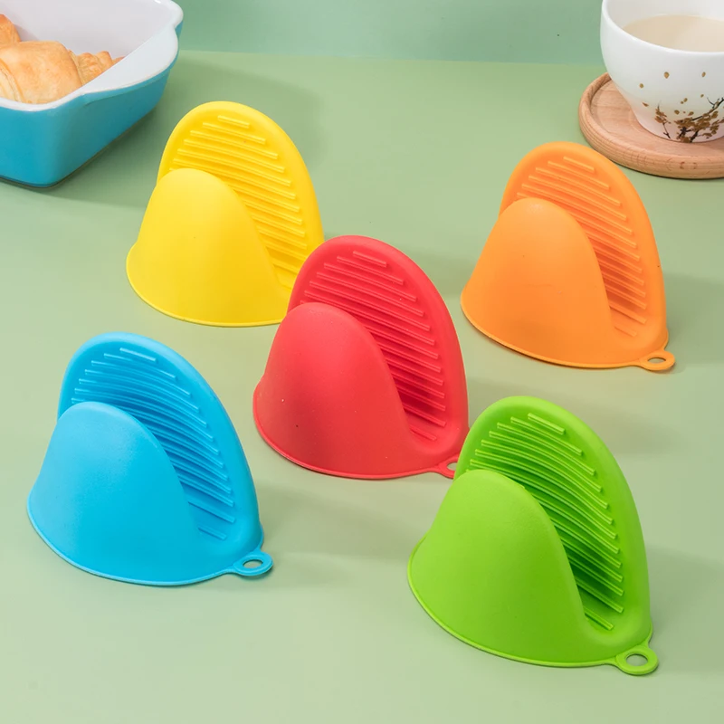Thermal Insulation Hand Clip Microwave Oven gloves Insulation Gloves Baking Silicone TPE Glove Clip Kitchen Utensils
Thermal Insulation Hand Clip Microwave Oven gloves Insulation Gloves Baking Silicone TPE Glove Clip Kitchen Utensils