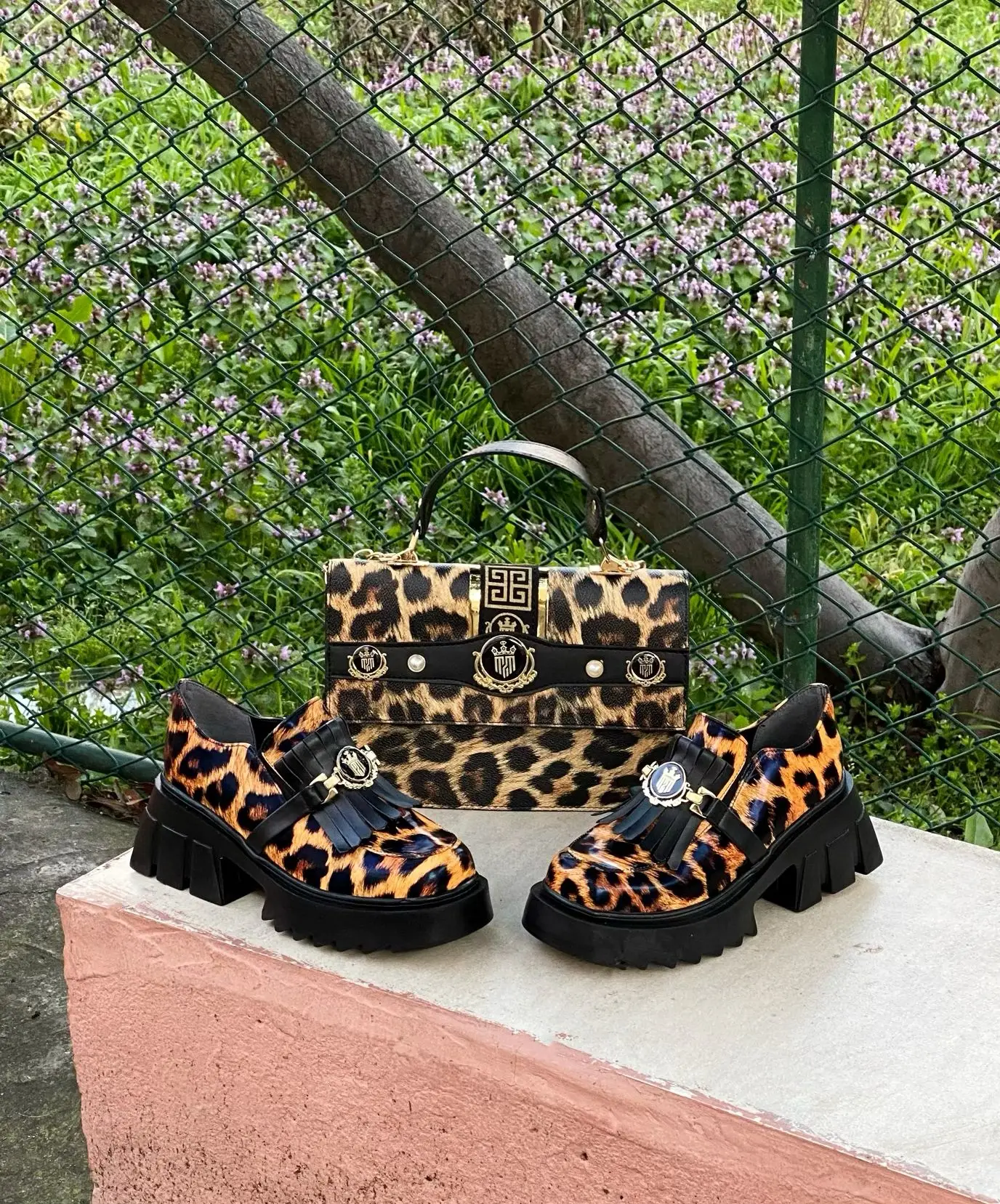 Miss Melisa Shoe and bag Women's Sneakers and bags 2022 New model OXFORT code S166
Miss Melisa Shoe and bag Women's Sneakers and bags 2022 New model OXFORT code S166