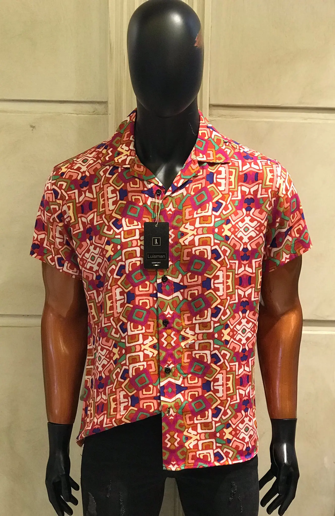 2021 New Men's Shirt Slim Fit Men's Short Sleeve Shirt Hawaiian Casual Shirts Male Single-Breasted Letter Printing Clothing viscose
2021 New Men's Shirt Slim Fit Men's Short Sleeve Shirt Hawaiian Casual Shirts Male Single-Breasted Letter Printing Clothing viscose