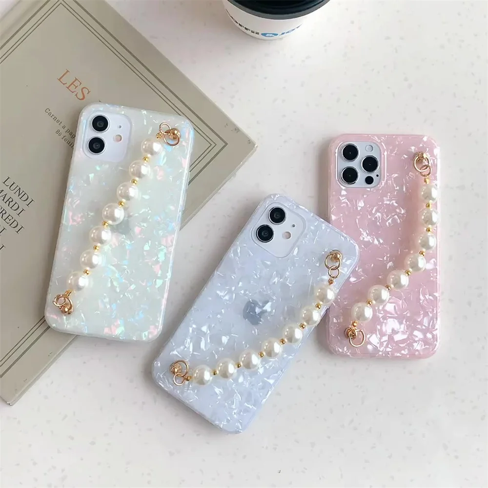 Shell Pattern Lanyard Pearl Bracelet Phone case with Chain for iphone 11 12 13 Pro Max XR X XS 7 8 plus Cover
Shell Pattern Lanyard Pearl Bracelet Phone case with Chain for iphone 11 12 13 Pro Max XR X XS 7 8 plus Cover
