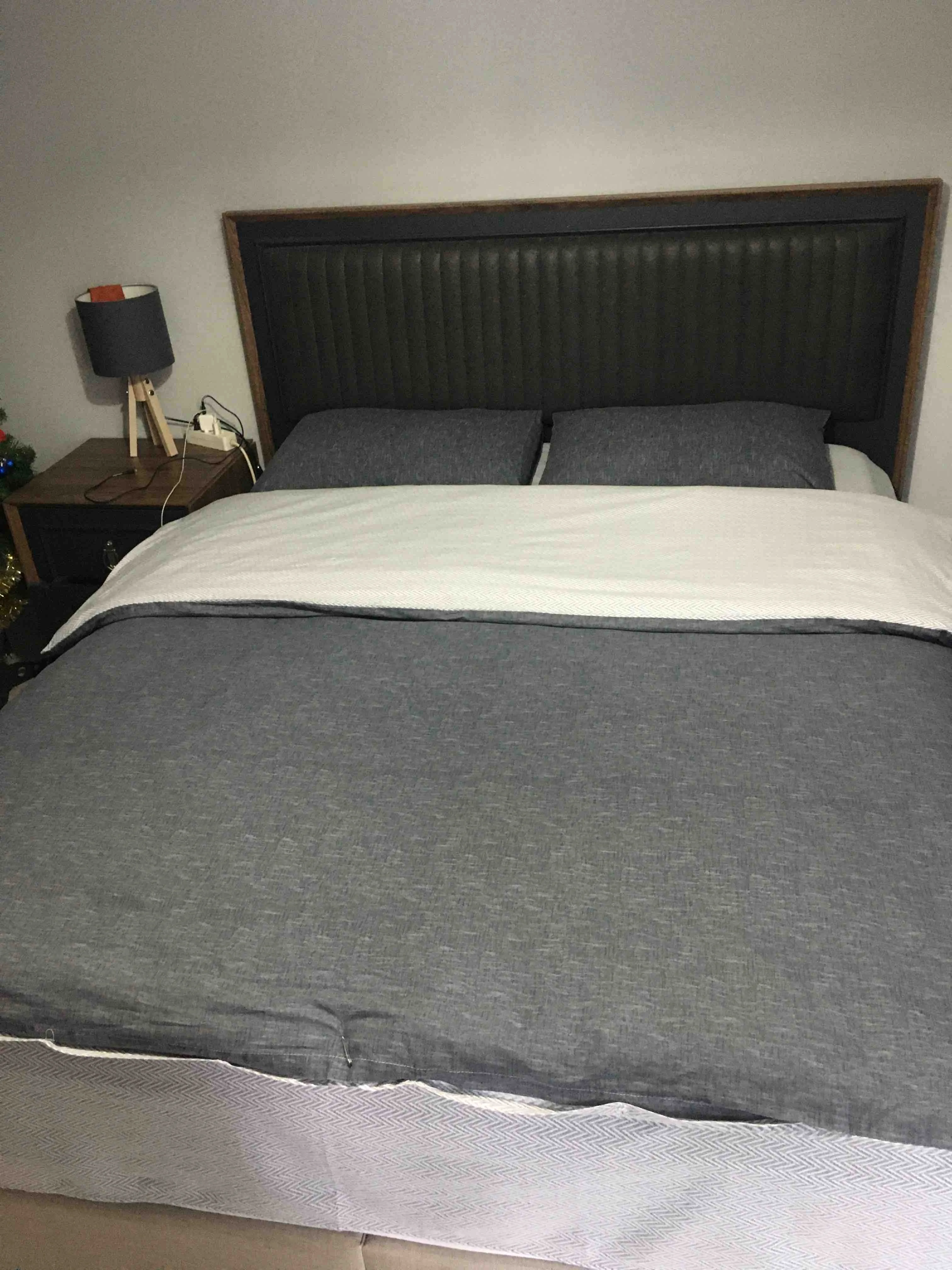 200X220cm Çizgi Desen Classic Simple Bedding Set 2 Kişilik Water Green Solid Bed Linen 4pcs Duvet Cover Sets Bed Sheet Comforte
200X220cm Çizgi Desen Classic Simple Bedding Set 2 Kişilik Water Green Solid Bed Linen 4pcs Duvet Cover Sets Bed Sheet Comforte