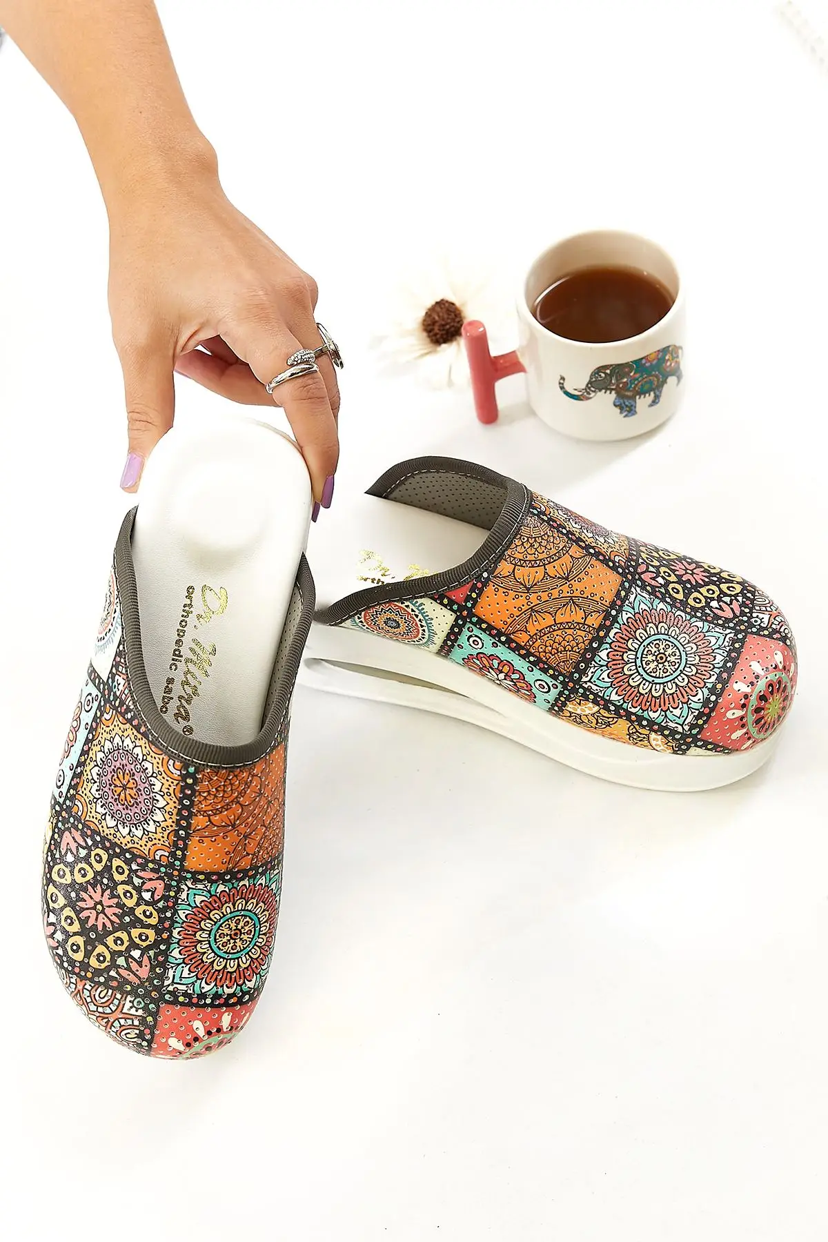 Lady Air Based Handmade Orthopedic Sabo Slippers Models Doctor Nurse Slipper Hospital & Nursing Leather Clogs & Women's Clogs
Lady Air Based Handmade Orthopedic Sabo Slippers Models Doctor Nurse Slipper Hospital & Nursing Leather Clogs & Women's Clogs