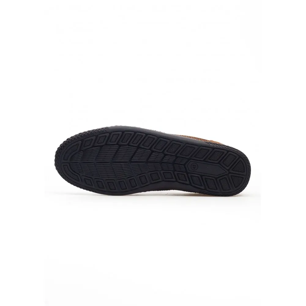 Tan Color Genuine Nubuck Leather Laser Cut Seam Detail New Season Fashion Comfortable Stylish Man Casual Shoes
Tan Color Genuine Nubuck Leather Laser Cut Seam Detail New Season Fashion Comfortable Stylish Man Casual Shoes
