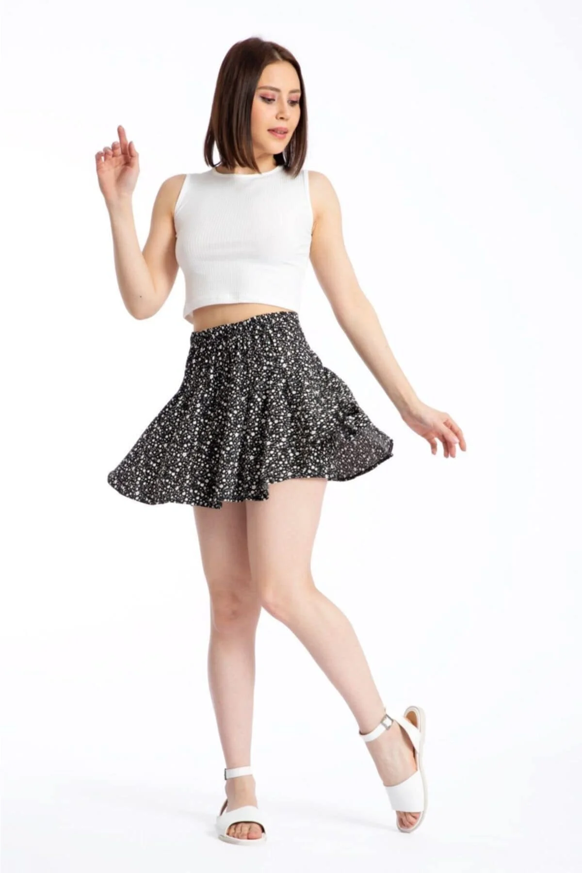 Woman Floral - Leopard - Dot Patterned Short - Mini Skirt. Turkish Hyper Quality (Zarae 2021 Fashion traf y2k)
Woman Floral - Leopard - Dot Patterned Short - Mini Skirt. Turkish Hyper Quality (Zarae 2021 Fashion traf y2k)