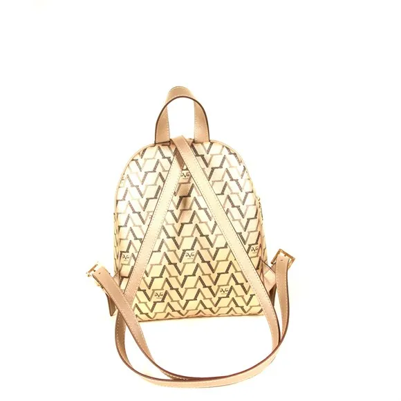 Women's 5186 Gold Women Backpack 19 V69 ITALIA 5186 Model High Quality PU Made in Turkey
Women's 5186 Gold Women Backpack 19 V69 ITALIA 5186 Model High Quality PU Made in Turkey