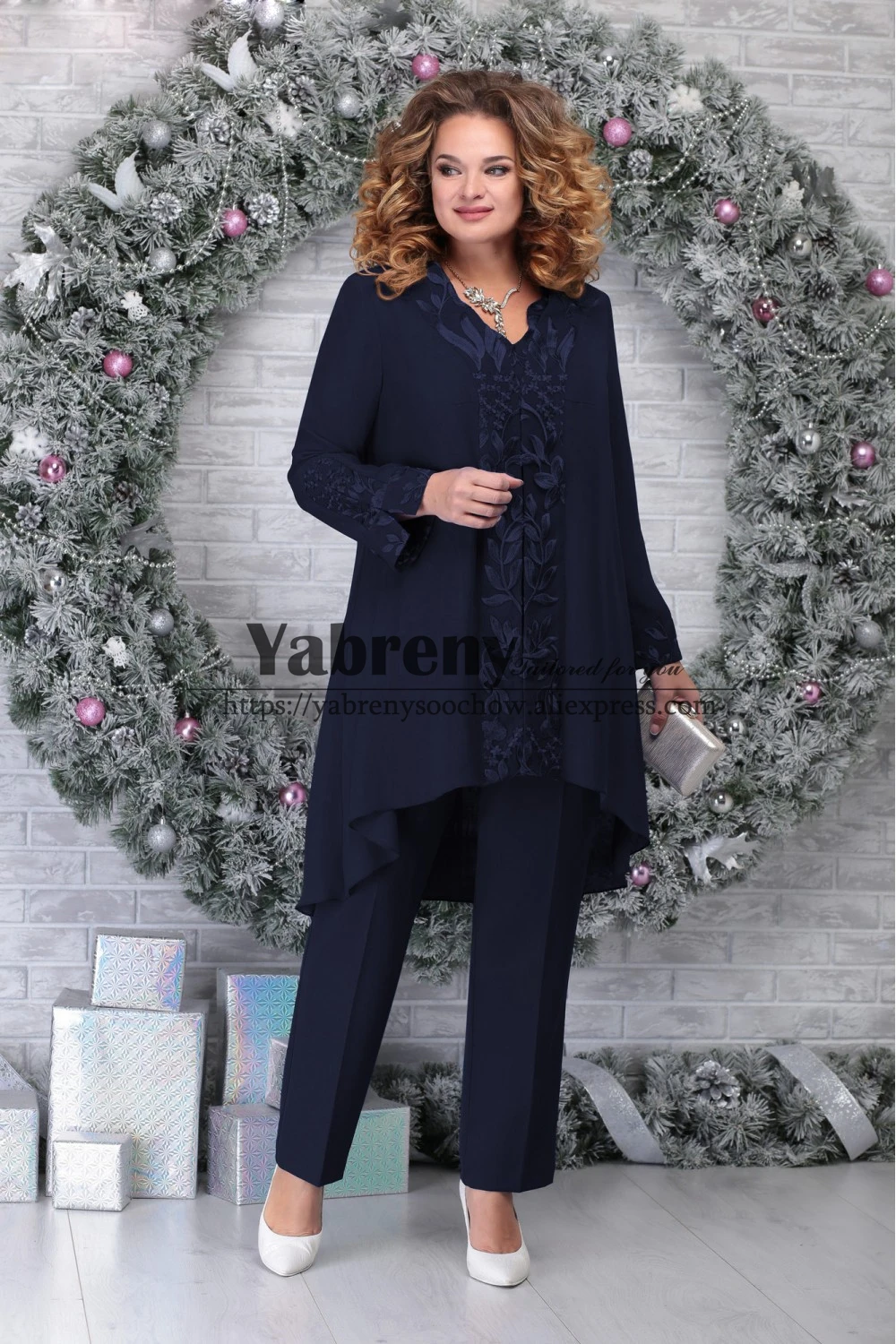 New Arrival Mother of the Bride Pant suits With Jacket Dark Navy Three Piece Outfit
New Arrival Mother of the Bride Pant suits With Jacket Dark Navy Three Piece Outfit