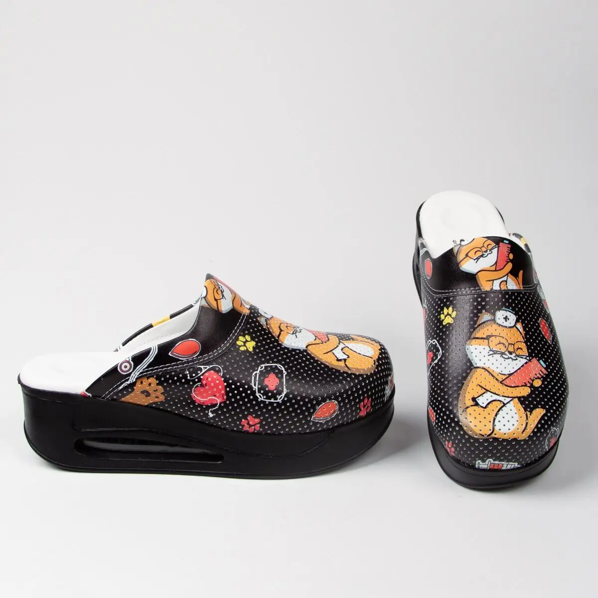 2022 New Orthopedic Sabo Women Slippers Sandals Shoes Nurse Doctor Hospital Medical Casual Quality Soft Comfort Anti-Slip Clogs
2022 New Orthopedic Sabo Women Slippers Sandals Shoes Nurse Doctor Hospital Medical Casual Quality Soft Comfort Anti-Slip Clogs