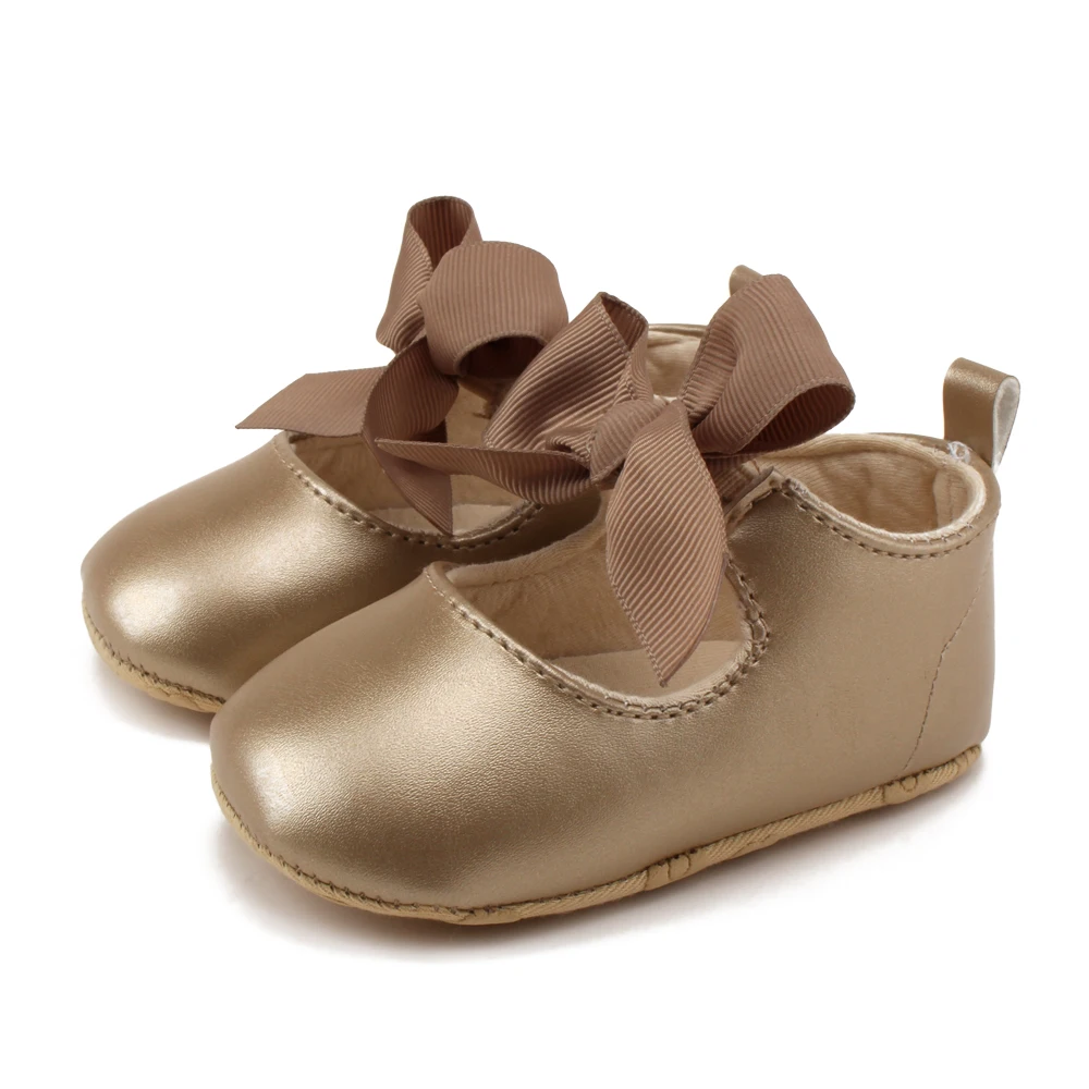 Delebao The Light Is Pu Newdesign Baby Shoes Unique Handmade Butter-fly Spring Infant Toddler Shoes Non-slip First Walkers
Delebao The Light Is Pu Newdesign Baby Shoes Unique Handmade Butter-fly Spring Infant Toddler Shoes Non-slip First Walkers