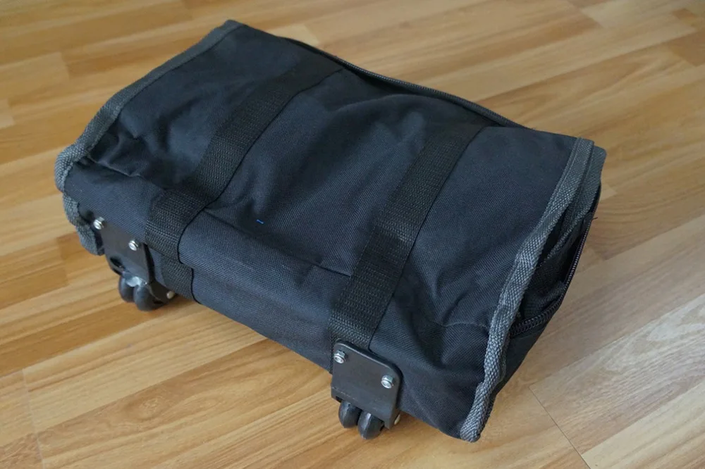 Oxford carry bag and Sand bag for Tent(1pc Carry bag for 3X3m tent and 4pcs Sand bag)
Oxford carry bag and Sand bag for Tent(1pc Carry bag for 3X3m tent and 4pcs Sand bag)