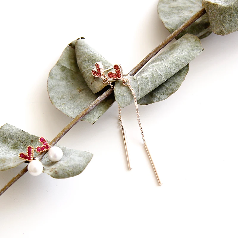 Женские серьги-гвоздики в форме сердца, с жемчугом
Женские серьги-гвоздики в форме сердца, с жемчугом