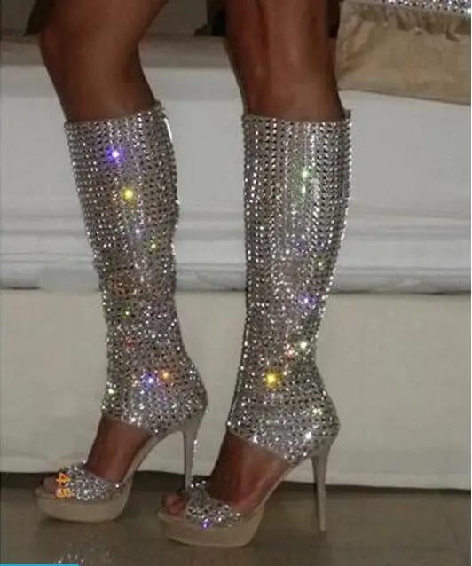 New Design Bling Bling Open Toe Rhinestone High Platform Gladiator Boots Cut-out Knee High Crystal High Heel Boots Dress Shoes
New Design Bling Bling Open Toe Rhinestone High Platform Gladiator Boots Cut-out Knee High Crystal High Heel Boots Dress Shoes