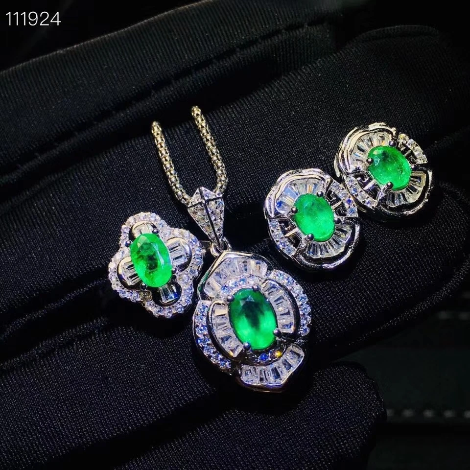 KJJEAXCMY Exquisite Jewelry 925 Sterling Silver Inlaid Natural Emerald Lady Pendant Necklace Ring Earring Set Support Detecti
KJJEAXCMY Exquisite Jewelry 925 Sterling Silver Inlaid Natural Emerald Lady Pendant Necklace Ring Earring Set Support Detecti