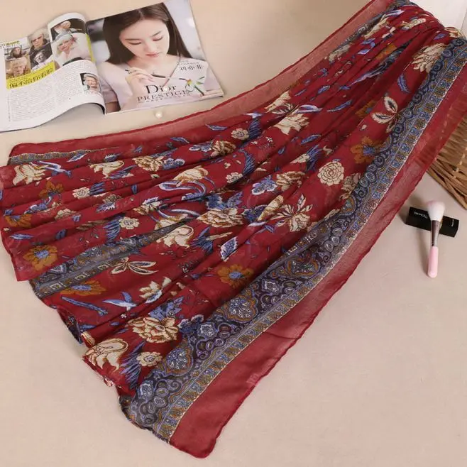 2018 Vintage Bali yarn printed female scarf flowers series factory scarf Shawl For Women Wholesale hot sale Free Shipping
2018 Vintage Bali yarn printed female scarf flowers series factory scarf Shawl For Women Wholesale hot sale Free Shipping