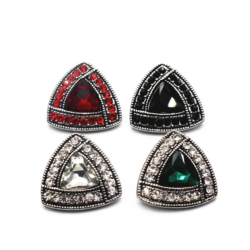 Hot Sale 6pcs/lot Silver Triangle Snap Buttons Crystal Vintag Buttons Charms Fit 18mm DIY Women Snap Bracelet Necklace Jewelry
Hot Sale 6pcs/lot Silver Triangle Snap Buttons Crystal Vintag Buttons Charms Fit 18mm DIY Women Snap Bracelet Necklace Jewelry