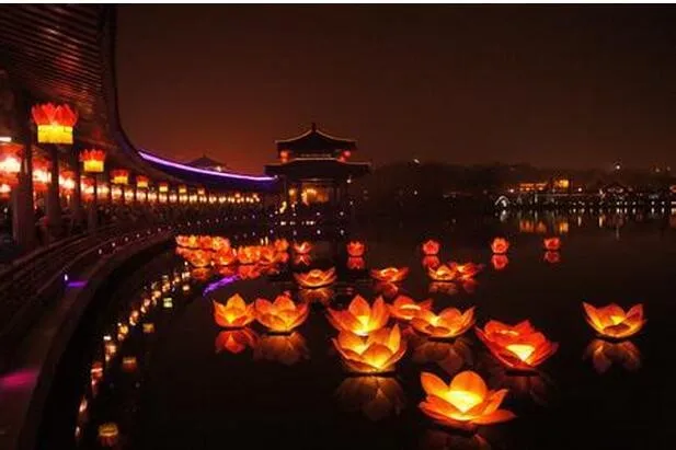 Colorful Changing LED Lotus Lamp Floating Water Wishing Lantern Artificial Silk Flower Candle Lights
Colorful Changing LED Lotus Lamp Floating Water Wishing Lantern Artificial Silk Flower Candle Lights