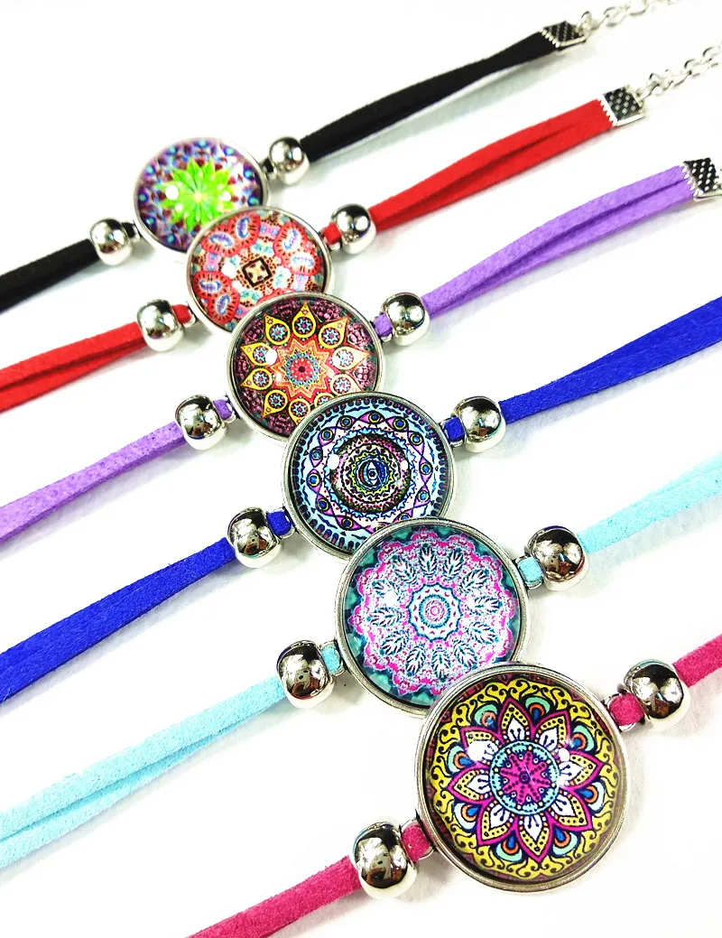 24pcs (6 styles) Mandala Flower Bandanna Paisley hand chain Art Glass Round Dome Ancient silver Charm bracelet for girls Jewelry
24pcs (6 styles) Mandala Flower Bandanna Paisley hand chain Art Glass Round Dome Ancient silver Charm bracelet for girls Jewelry
