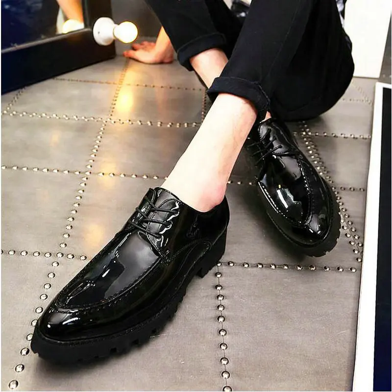 New Design Luxury Patent Leather Lace Up Male Dress Shoes Party Wedding Formal Footwear Men Brogue Shoes LE-40
New Design Luxury Patent Leather Lace Up Male Dress Shoes Party Wedding Formal Footwear Men Brogue Shoes LE-40
