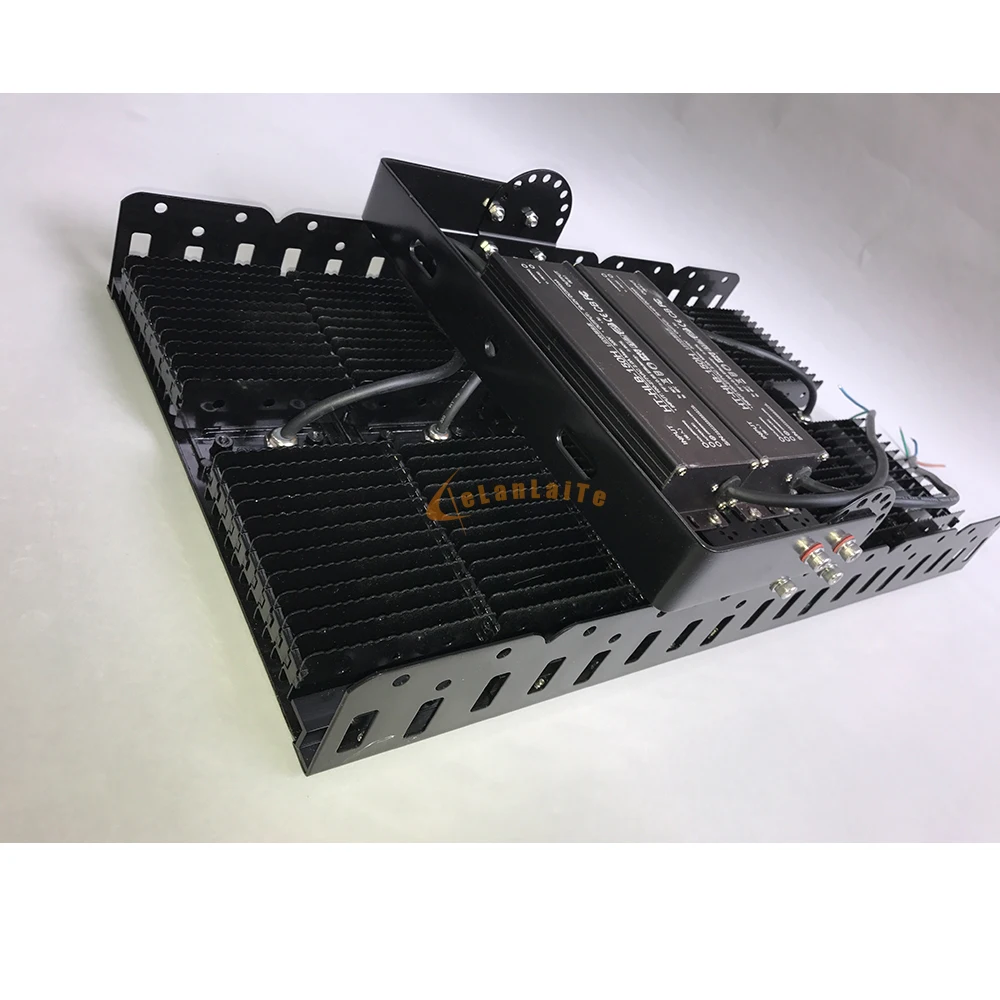 10pcs/lot 50W - 400W Led Spot Light Floodlight Led outdoor IP66 waterproof 50w 100w 150w 200w 250w 300w 400w
10pcs/lot 50W - 400W Led Spot Light Floodlight Led outdoor IP66 waterproof 50w 100w 150w 200w 250w 300w 400w