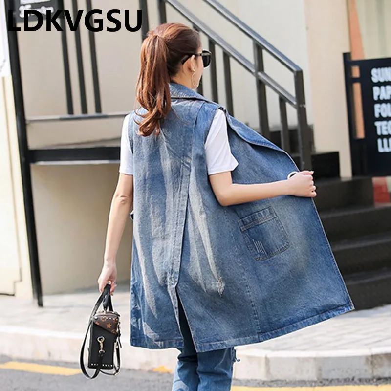 High Quality Women Denim Vests Sleeveless Jacket Korean Jeans Vest 2018 Spring Autumn Fashion Waistcoat Femme 3XL Is375
High Quality Women Denim Vests Sleeveless Jacket Korean Jeans Vest 2018 Spring Autumn Fashion Waistcoat Femme 3XL Is375