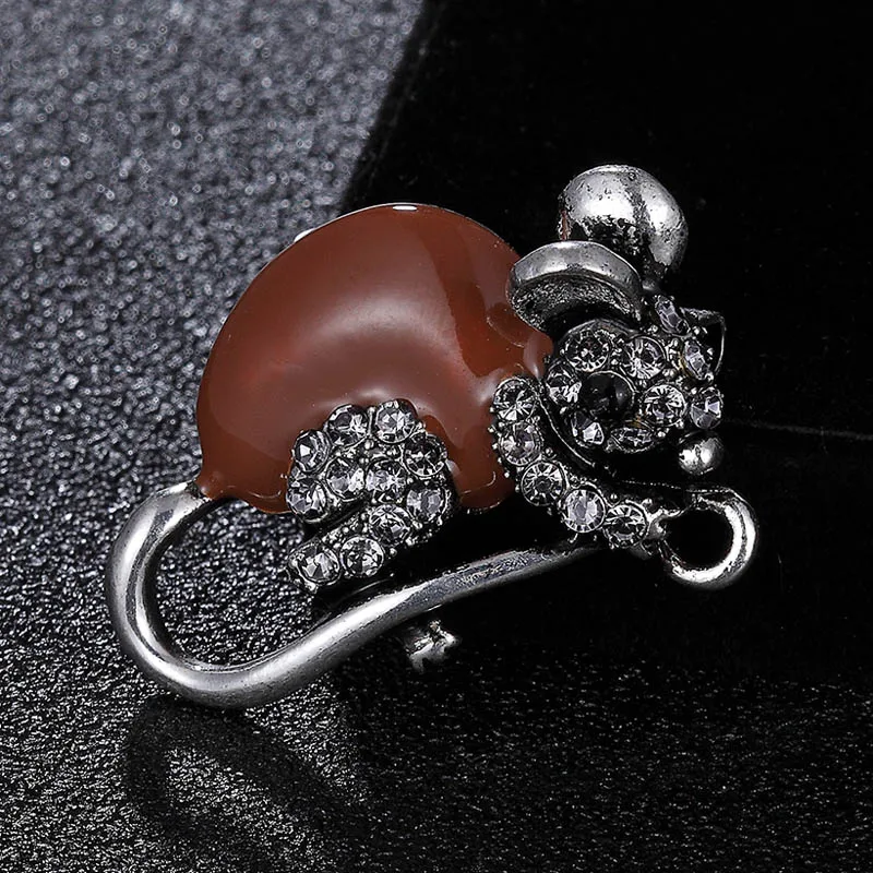 Donia jewelry Cute Mole Animal Brooch Women's Clothing and Accessories Carton Hood Pin Statement Punk Brooch Jewelry
Donia jewelry Cute Mole Animal Brooch Women's Clothing and Accessories Carton Hood Pin Statement Punk Brooch Jewelry