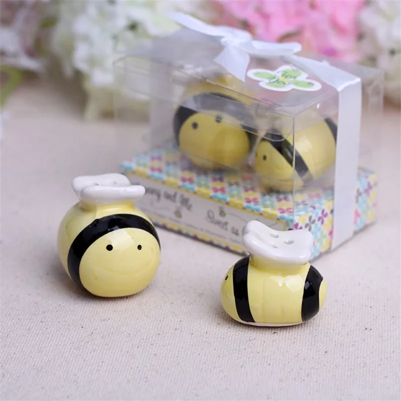 30sets=60pcs Cute Honey Bees Salt Pepper Shaker Wedding Favors Kitchen Supplies Ceramic Crafts
30sets=60pcs Cute Honey Bees Salt Pepper Shaker Wedding Favors Kitchen Supplies Ceramic Crafts