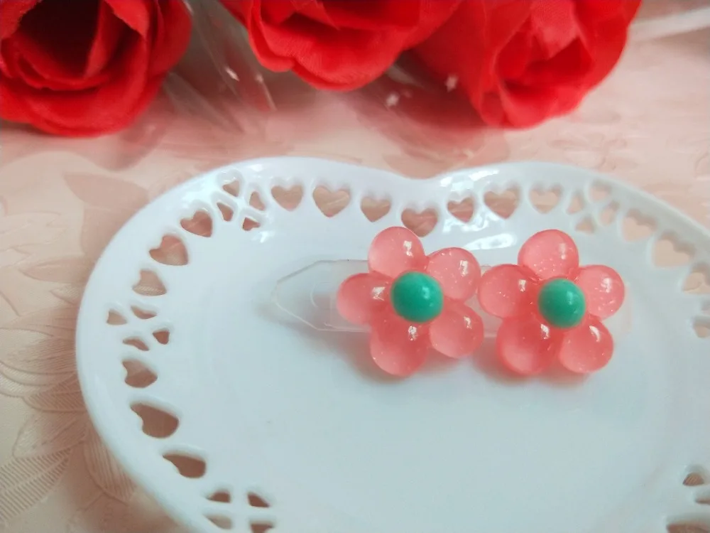 Handmade acrylic headdress puppy hair ornaments Pet hair clip dog hairpin pet supplies
Handmade acrylic headdress puppy hair ornaments Pet hair clip dog hairpin pet supplies