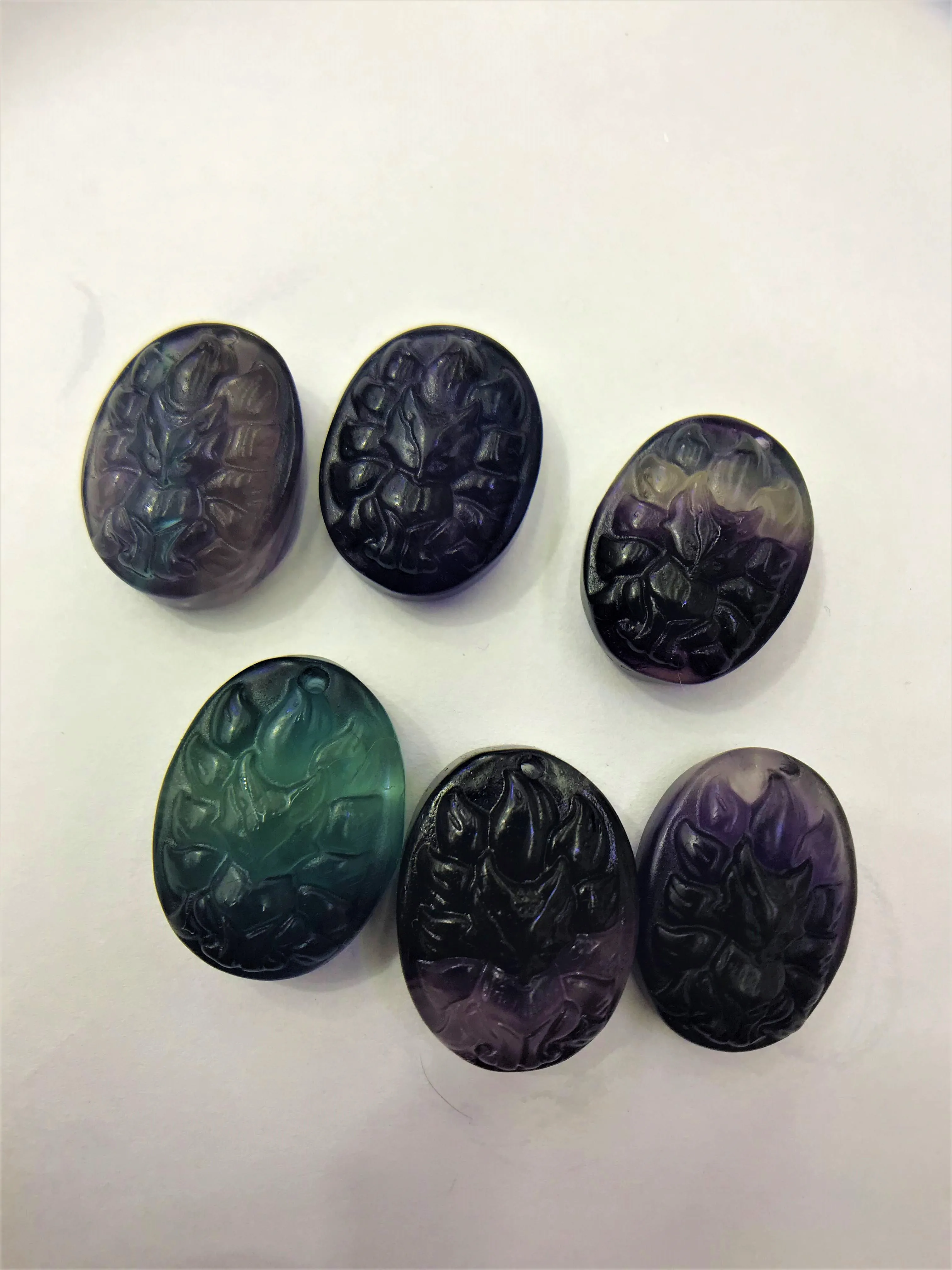 2pcs/lot Rainbow Flourite Fox beads Jewelry Making Beads Wedding Decoration Pendants Wholesale For DIY Necklace
2pcs/lot Rainbow Flourite Fox beads Jewelry Making Beads Wedding Decoration Pendants Wholesale For DIY Necklace