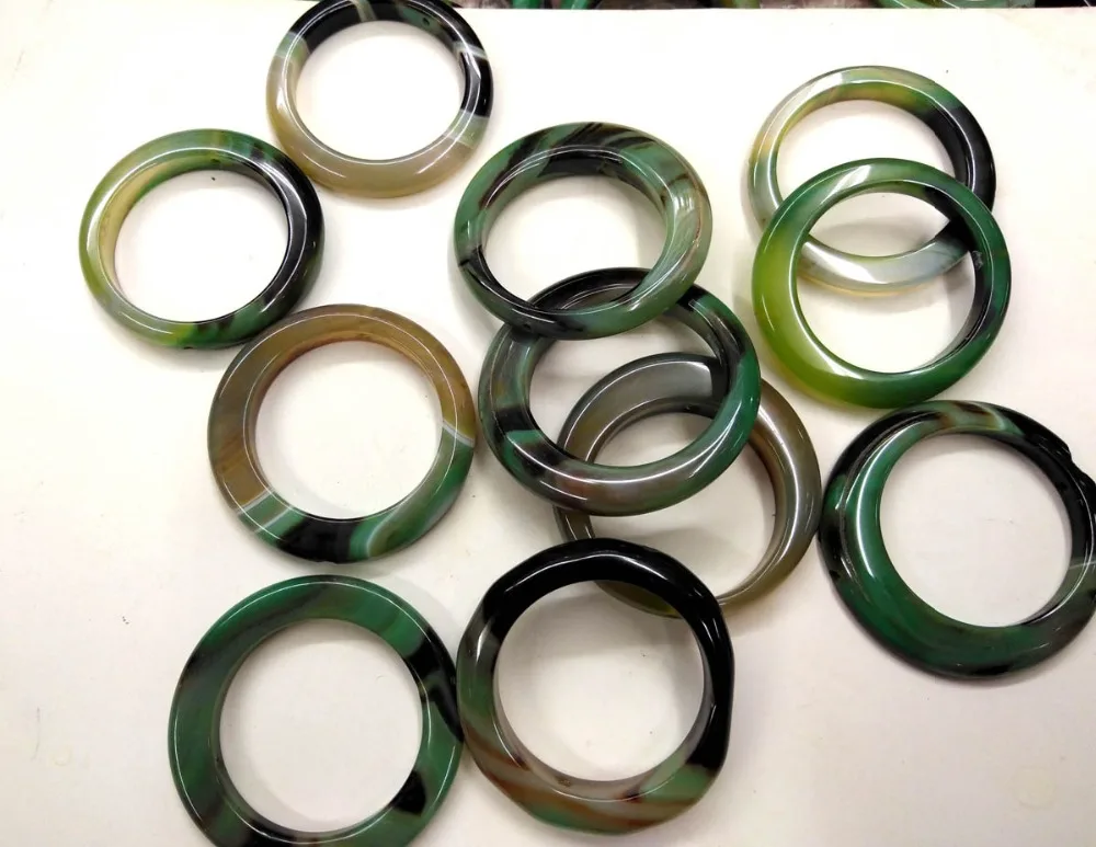 30mm (1.2") Natural yellow Green Black Agate Carnelian Round Circle oval donut beads Full strand 16inch
30mm (1.2") Natural yellow Green Black Agate Carnelian Round Circle oval donut beads Full strand 16inch