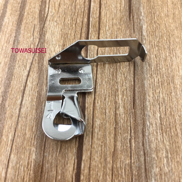 1/4" Hemmer Foot feet foor Brother, Singer, Janome / New Home, Elina, Pacesetter, Elnita, Pfaff, Viking, Juki, Kenmore
1/4" Hemmer Foot feet foor Brother, Singer, Janome / New Home, Elina, Pacesetter, Elnita, Pfaff, Viking, Juki, Kenmore