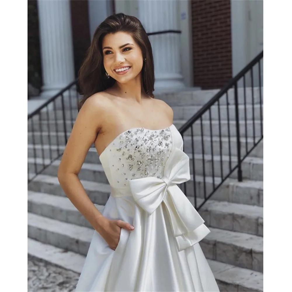 HONGFUYU Ivory Prom Formal Dresses Satin Belt Bow Sexy Pearl & Crystal Ball Gown Evening Party Dress Long robe de soiree Pockets
HONGFUYU Ivory Prom Formal Dresses Satin Belt Bow Sexy Pearl & Crystal Ball Gown Evening Party Dress Long robe de soiree Pockets