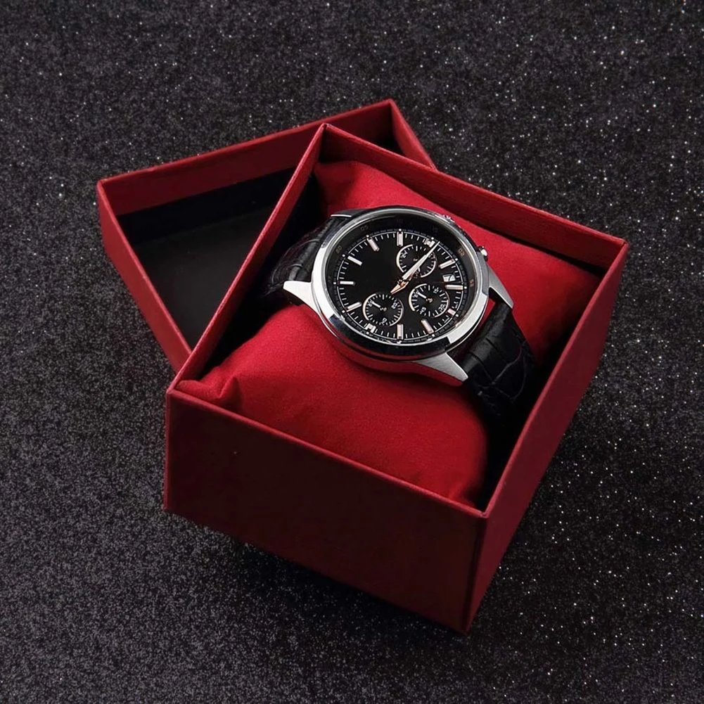 New Red Watch Box Cardboard Present Gift Box Rectangle High-Grade Quartz Watches Packing Box Jewelry Box Christmas Gift
New Red Watch Box Cardboard Present Gift Box Rectangle High-Grade Quartz Watches Packing Box Jewelry Box Christmas Gift