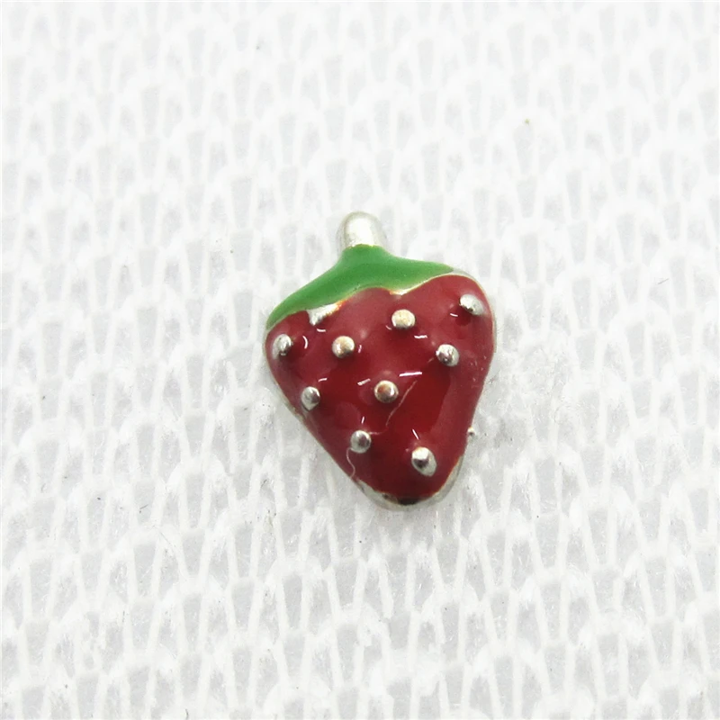 Hot Selling 20pcs/lot Strawberry Floating Charms Living Glass Memory Lockets Floating Charms DIY Jewelry Accessory
Hot Selling 20pcs/lot Strawberry Floating Charms Living Glass Memory Lockets Floating Charms DIY Jewelry Accessory