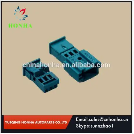 1355600-9B 1355620-9 PA66 blue 3 pin male and female electronical wire harness connector
1355600-9B 1355620-9 PA66 blue 3 pin male and female electronical wire harness connector