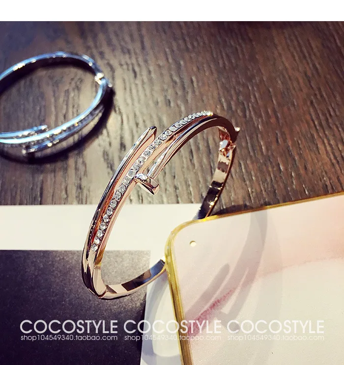 Sale 2022 NEW Direct Selling Party Trendy CZ New Bangle Crystal fromSwarovskis Fit DW Charms Bracelet For Women Jewelry
Sale 2022 NEW Direct Selling Party Trendy CZ New Bangle Crystal fromSwarovskis Fit DW Charms Bracelet For Women Jewelry