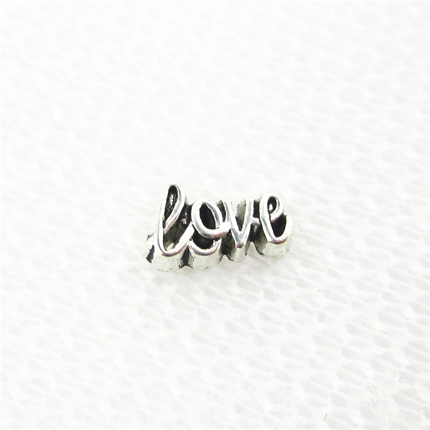 Hot Selling 20pcs/lot Silver Love Floating Charms Living Glass Memory Lockets Floating Charms DIY Jewelry Accessory
Hot Selling 20pcs/lot Silver Love Floating Charms Living Glass Memory Lockets Floating Charms DIY Jewelry Accessory