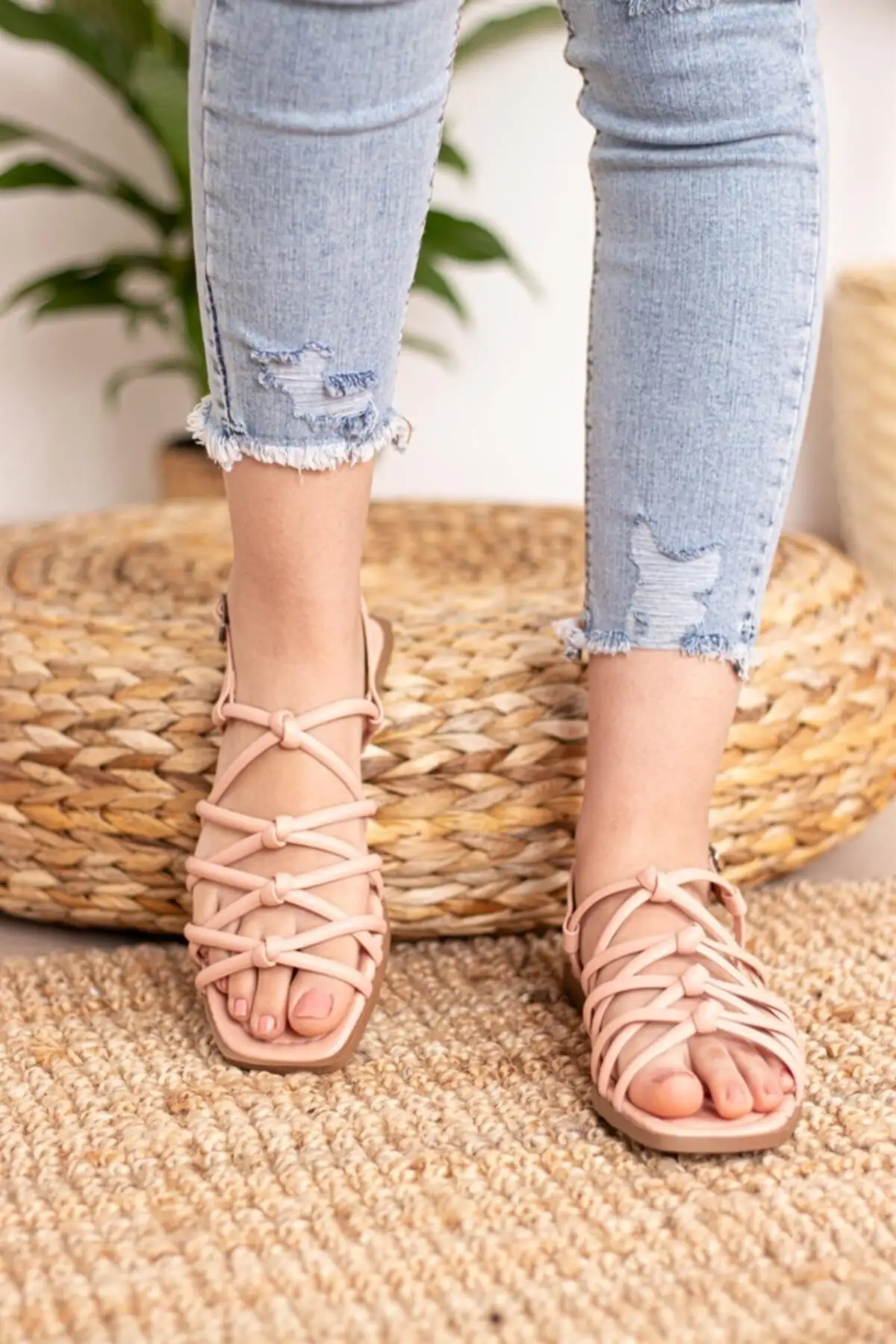 Wovs New 2021 Female Sandals Sexy Summer Sandals Ladies High Heels Square Open Toe Slides Party Shoes Women Sandals For women
Wovs New 2021 Female Sandals Sexy Summer Sandals Ladies High Heels Square Open Toe Slides Party Shoes Women Sandals For women