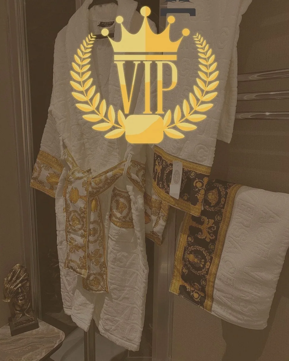 A standard QUALITY brand bathrobe set, COLORFUL SEENEKL MEN WOMEN robas. Cotton, 1. Grade production luxury first class
A standard QUALITY brand bathrobe set, COLORFUL SEENEKL MEN WOMEN robas. Cotton, 1. Grade production luxury first class