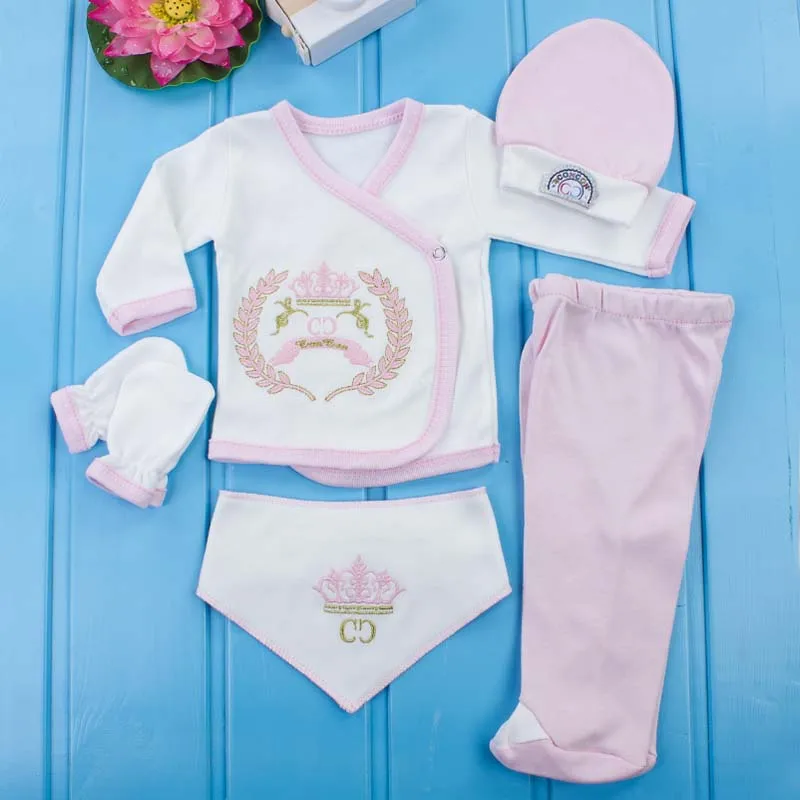 Костюм для новорожденных девочек и мальчиков, 5 шт., нижние топы, шапка, перчатки, одежда для маленьких детей, модели из хлопка
Костюм для новорожденных девочек и мальчиков, 5 шт., нижние топы, шапка, перчатки, одежда для маленьких детей, модели из хлопка