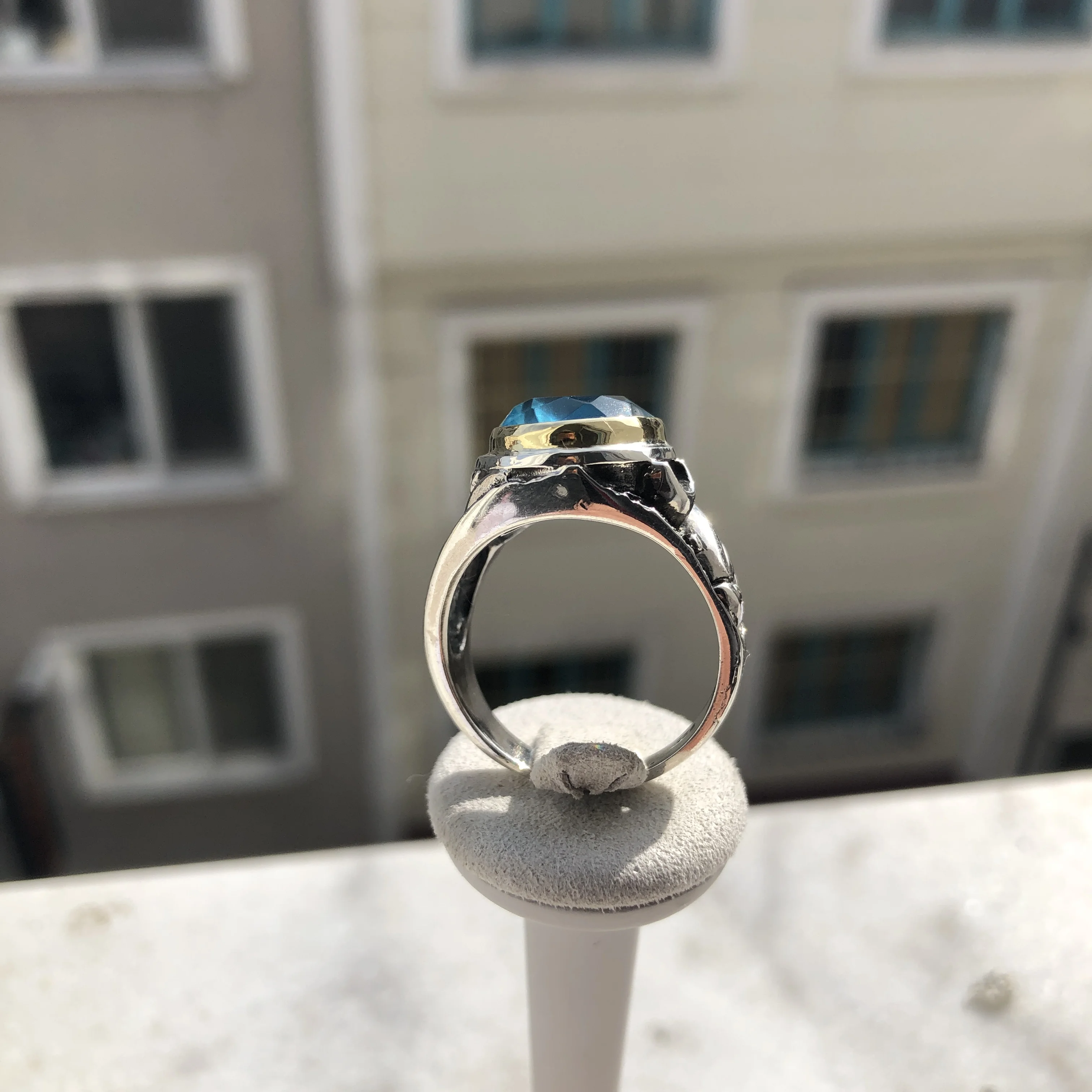 Handmade Blue Topaz Leopar Patterned Ring for Men Jewelry Elegant Anniversary Birthday Valentine's Day Gift
Handmade Blue Topaz Leopar Patterned Ring for Men Jewelry Elegant Anniversary Birthday Valentine's Day Gift