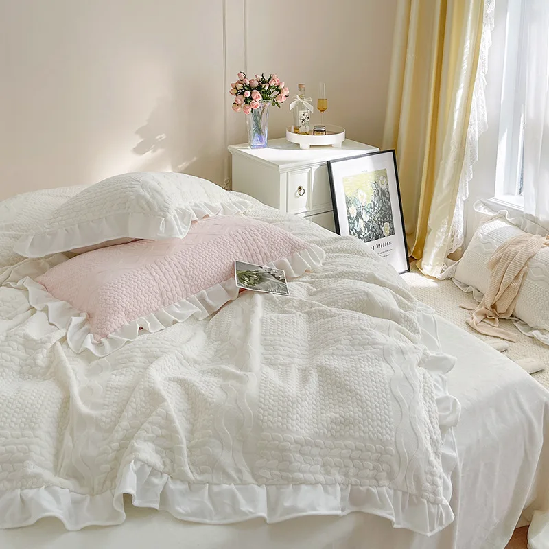 Autumn Winter Bedding Set For Home Duvet Cover Bed Sheet Set Bedspread 220x240 Very Warm Winter Queen King Size Bedding Set
Autumn Winter Bedding Set For Home Duvet Cover Bed Sheet Set Bedspread 220x240 Very Warm Winter Queen King Size Bedding Set