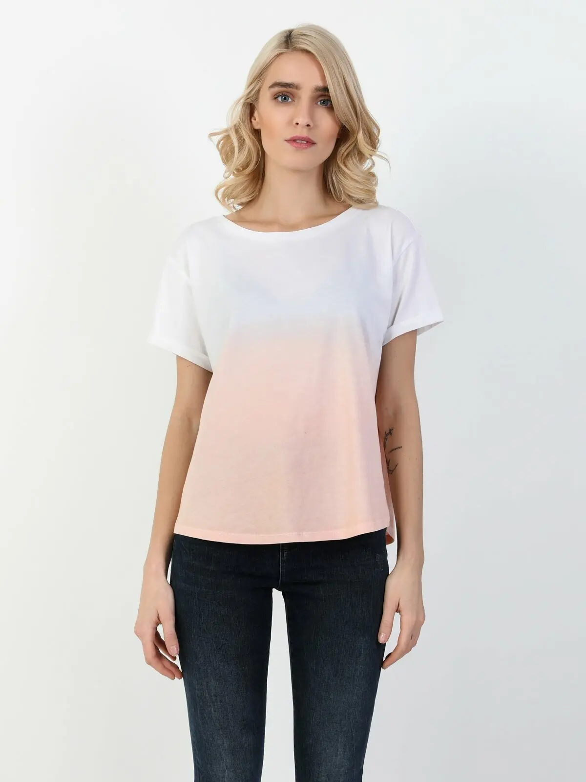 Colins Woman Regular Fit White Short SleeveTshirtWomen's Tshirt Fashion Woman Tshirts,CL1047788
Colins Woman Regular Fit White Short SleeveTshirtWomen's Tshirt Fashion Woman Tshirts,CL1047788