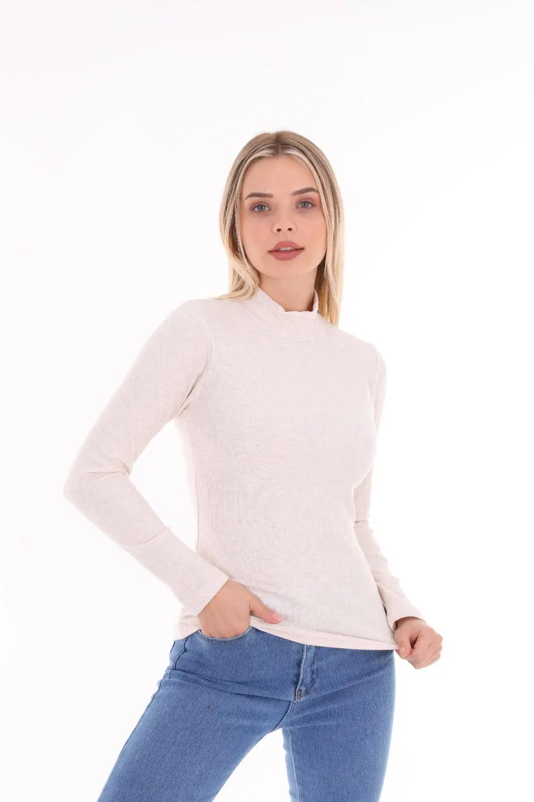 Half Fisherman Quilted Cotton Women's Fitted Sweater Rubber Knit, Body-Hugging Structure Autumn And Winter Seasons Trends
Half Fisherman Quilted Cotton Women's Fitted Sweater Rubber Knit, Body-Hugging Structure Autumn And Winter Seasons Trends