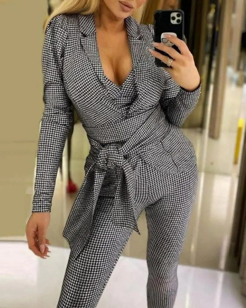 PCs set suit Fashion dress skirt suit spring and autumn 2021 new women's suit jacket üçparça suit
PCs set suit Fashion dress skirt suit spring and autumn 2021 new women's suit jacket üçparça suit