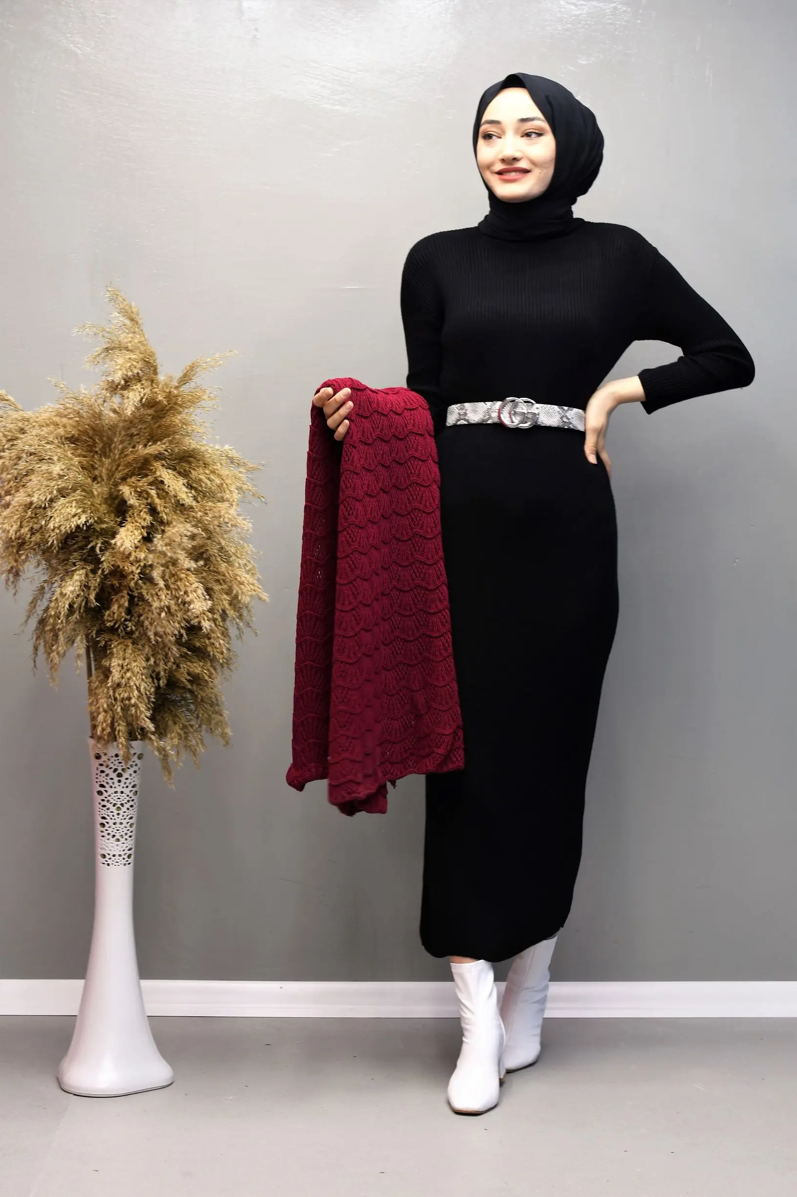 2 Pieces Lace Model Vest Suit Womens Set, Maxi Dress and Cardigan Double Suit For Winter Islamic Fashion Muslim Clothing Turk
2 Pieces Lace Model Vest Suit Womens Set, Maxi Dress and Cardigan Double Suit For Winter Islamic Fashion Muslim Clothing Turk