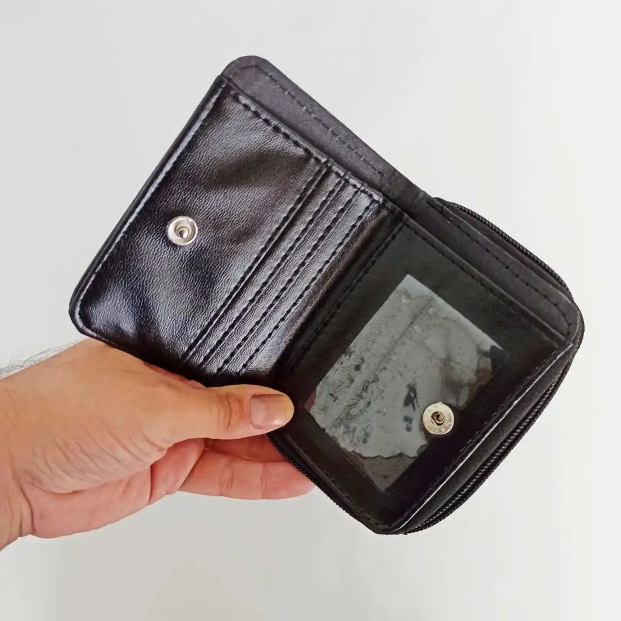 BTS Army Printed Hologram Wallet K-Pop Logo Card Holder Unisex Wallet Clear Short Purse Wallet Card Holder Unisex Zipper
BTS Army Printed Hologram Wallet K-Pop Logo Card Holder Unisex Wallet Clear Short Purse Wallet Card Holder Unisex Zipper
