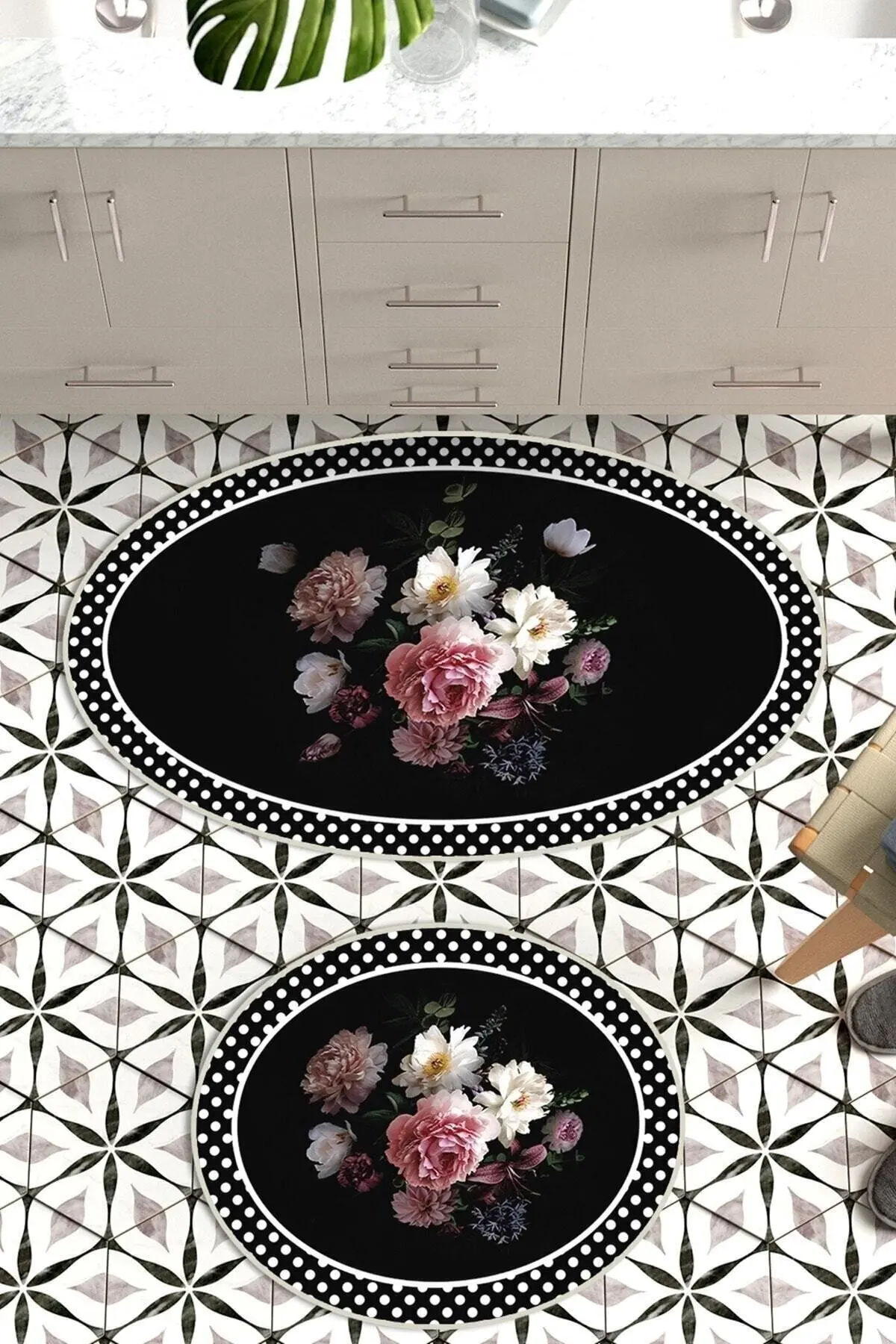 Bath Mat 2'li Oval Toilet Seat Pad Digital New Quality Modern Family 60x90 50x60 Polyester Anti-Slip Soles water Absorbent Super Mop
Bath Mat 2'li Oval Toilet Seat Pad Digital New Quality Modern Family 60x90 50x60 Polyester Anti-Slip Soles water Absorbent Super Mop