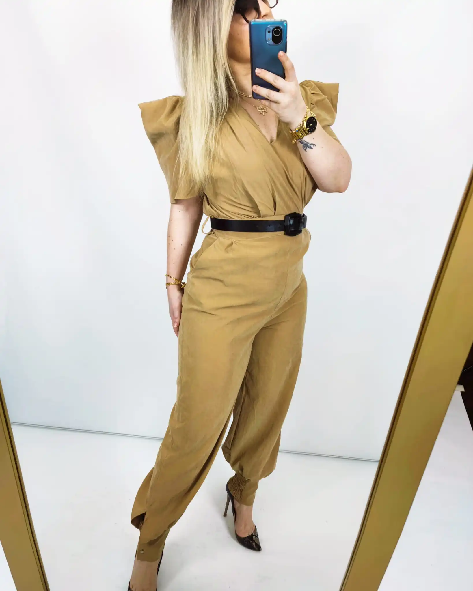 Spring New Solid Colored Women's Rompers With Belt Elegant Sleeveless Strap Long Pants Adjustable High Waist Pocket Cotton Rompe
Spring New Solid Colored Women's Rompers With Belt Elegant Sleeveless Strap Long Pants Adjustable High Waist Pocket Cotton Rompe