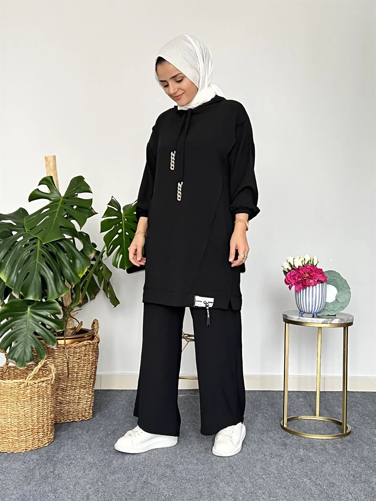 

Women's Muslim suit and twinset hooded tunic and beli wheel temporary shed pants summer and seasonal women bottom and top