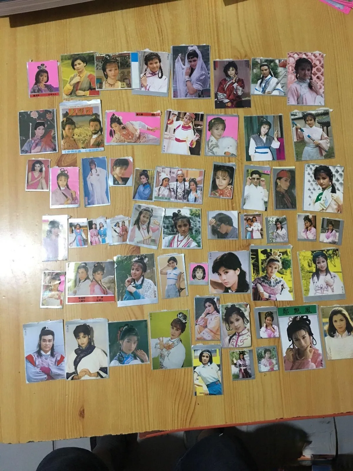 Nostalgic Stickers with Silver Edge Single Stars 56 sheets with glue, 26 sheets without glue(85%new)
Nostalgic Stickers with Silver Edge Single Stars 56 sheets with glue, 26 sheets without glue(85%new)